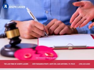 San Antonio Divorce Lawyer: Tips for Going Through a Holiday Divorce